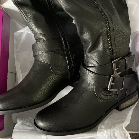 Rampage Knee-High Double Buckle Black Boots - Picture 4 of 6